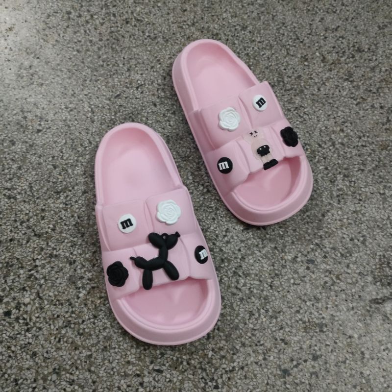 SALE SẬP SÀN DÉP BÁNH MÌ GẤU TEDDY LẠC ĐÀ. FOM NHỎ TĂNG 2 SIZE.