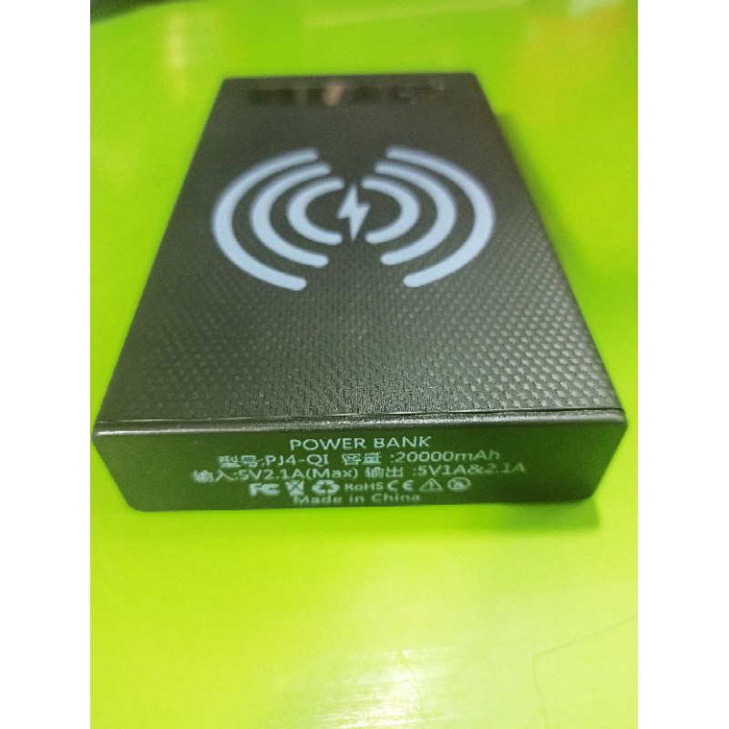 Box sạc dự phòng không dây 3 cổng vào có support không pin