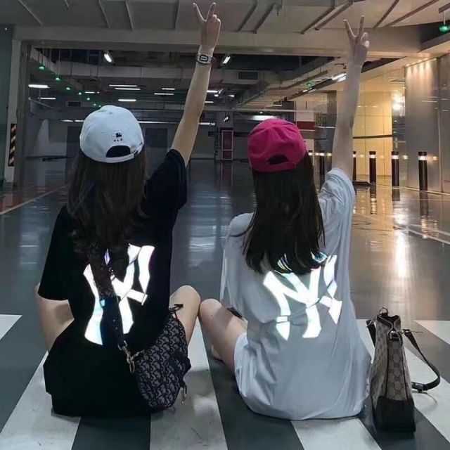 Áo phản quang nữ size s, áo thun form rộng tay lỡ phản quang 7 màu,chất cotton