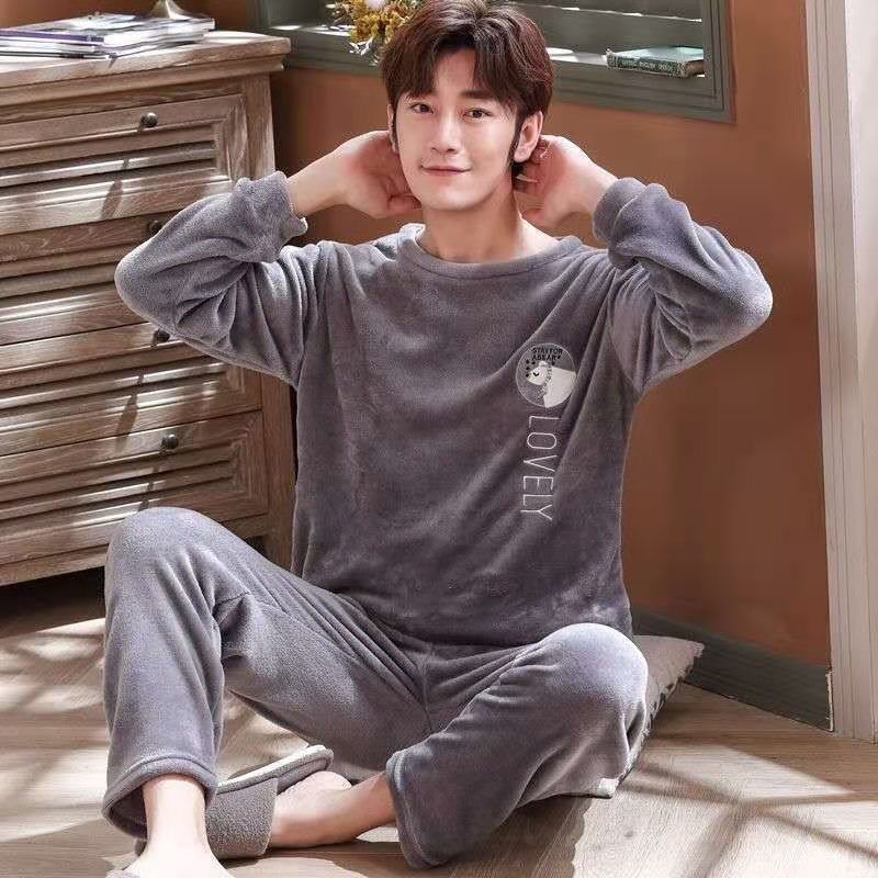 Bộ Đồ Ngủ Lông Cừu San Hô Dày Dặn In Hoạt Hình Thời Trang Thu Đông Cho Nam