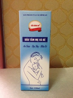 Dầu Tắm Mẹ Và Bé Cầu Bình An
