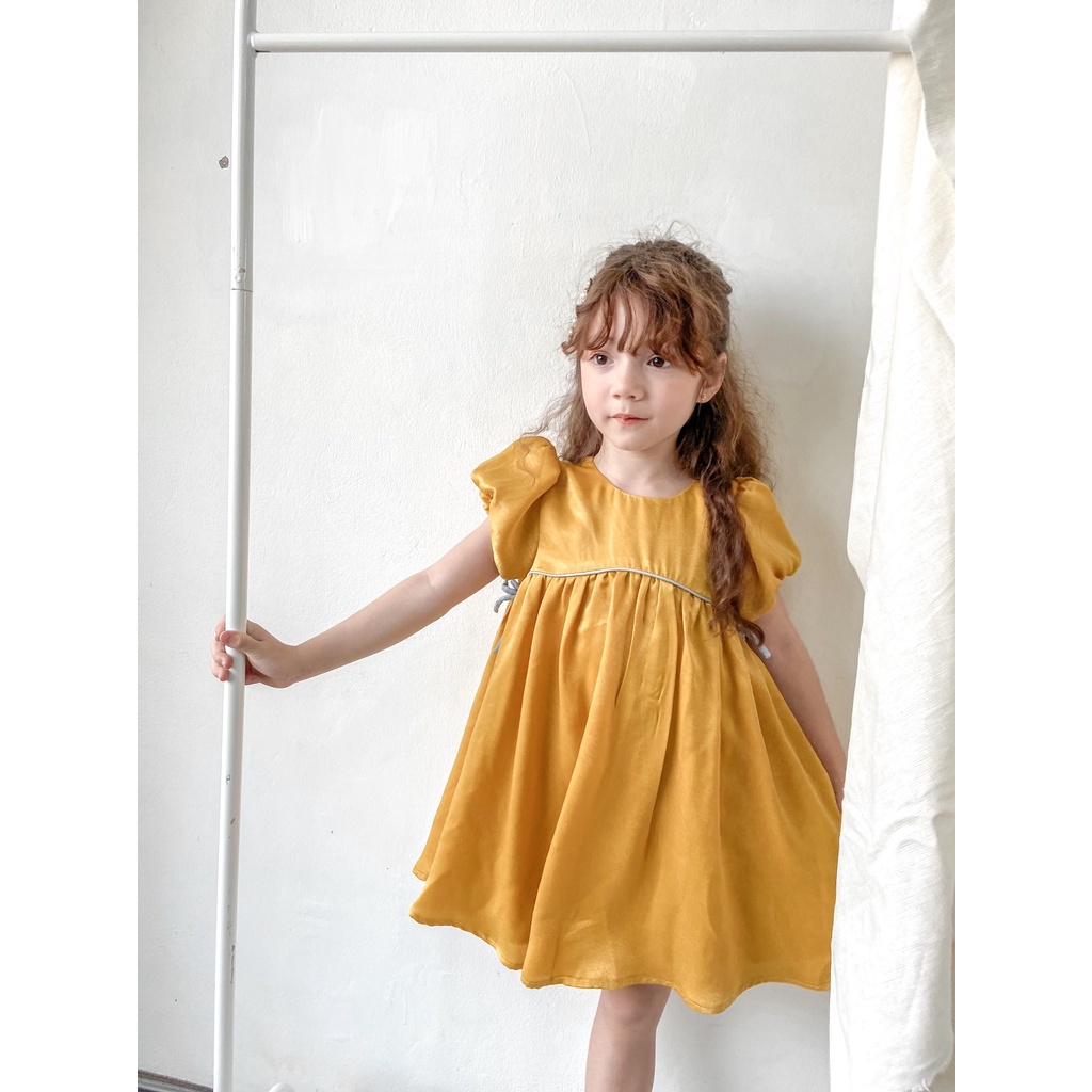 Váy thiết kế bé gái CRABIE babydoll tay bồng lụa dự tiệc xinh xắn - Silky Dress - Đỏ