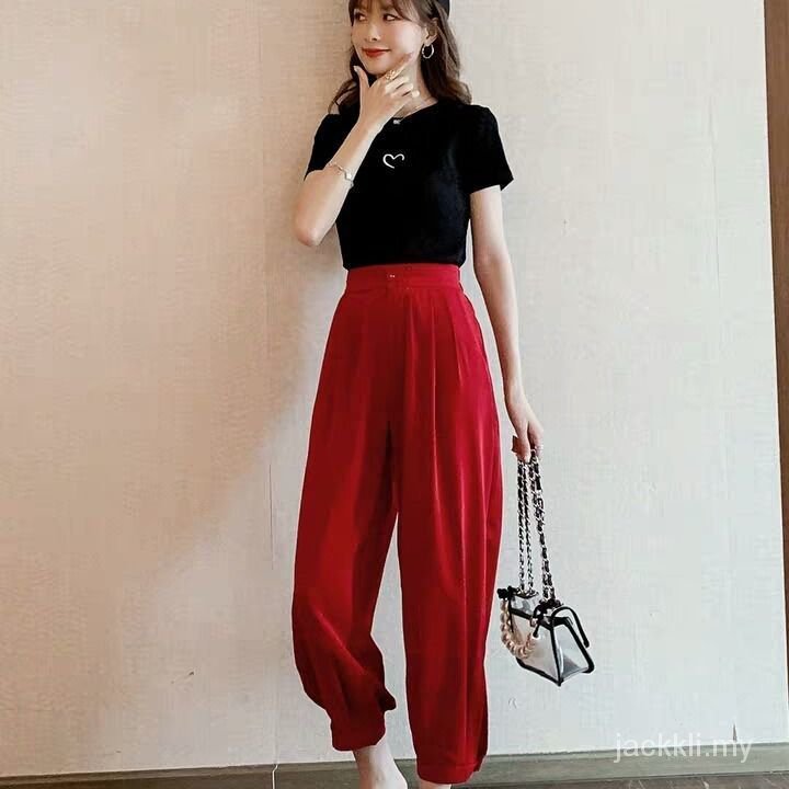 Bộ Đồ Thể Thao Áo Tay Ngắn + Quần Lửng Thời Trang Mùa Hè Cho Nữ | BigBuy360 - bigbuy360.vn