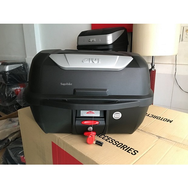 Thùng xe Winner X 2022 thùng Givi E43NTL, tựa lưng BE43N V2, baga HRV Winner X V3, hàng Givi chính hãng, bảo hành 2 năm