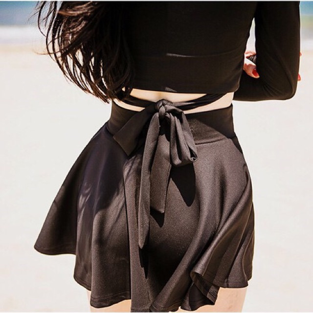 (Có sẵn) đồ bơi My Bikini Usronnie quần váy màu đen buộc dây lưng | BigBuy360 - bigbuy360.vn