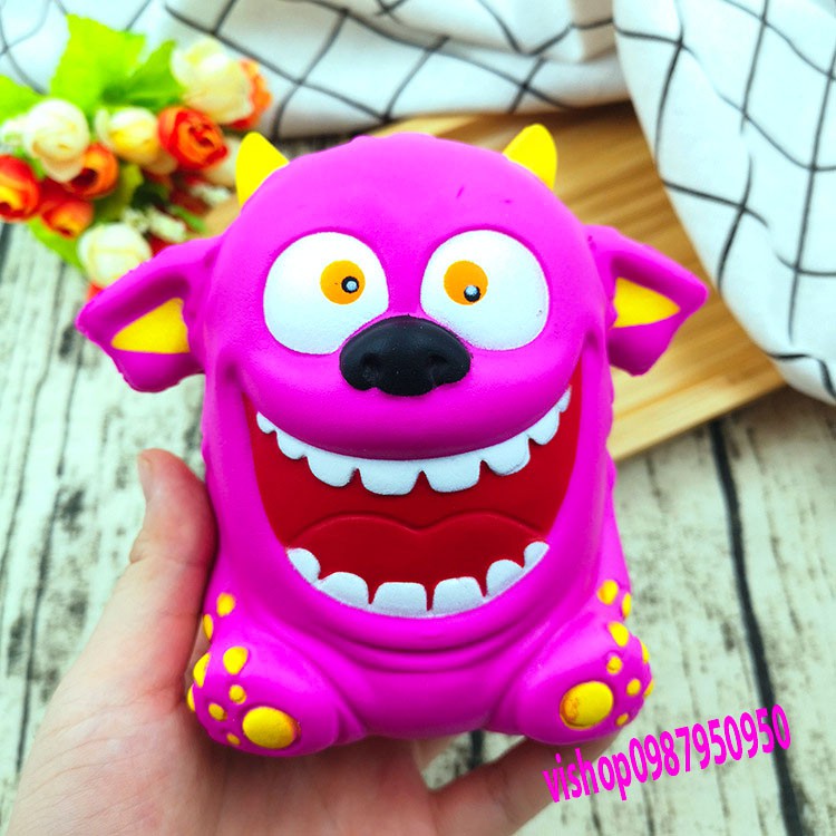 Squishy đồ chơi bánh mặt gấu Bánh kem dâu  mềm mịn