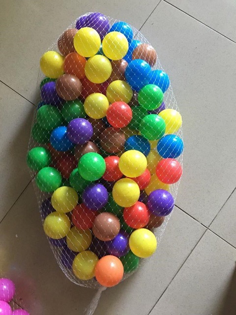 COMBO 100 QUẢ BÓNG NHỰA NHIỀU MÀU CHO BÉ