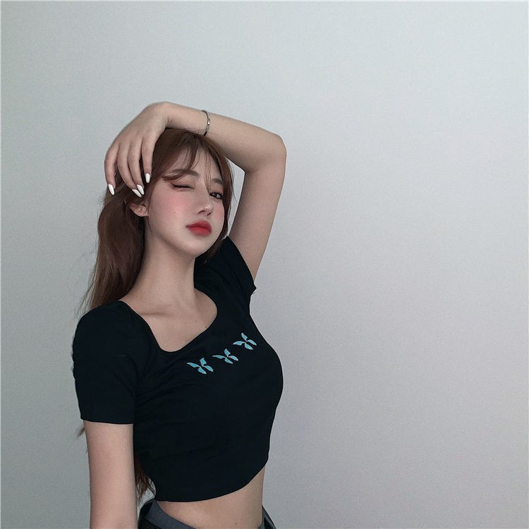 A&MC Amoi Butterfly T-shirt Nữ Tay ngắn Ngắn Cổ vuông Hàng đầu Thêu Rốn Xương đòn Thắt lưng Cao Học sinh