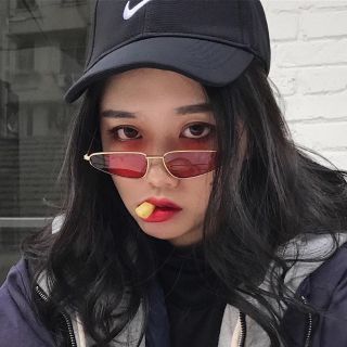Kính tam giác nhỏ siêu hot