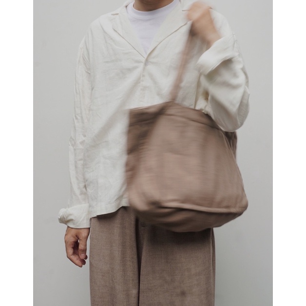 Áo sơ mi cổ danton tay dài