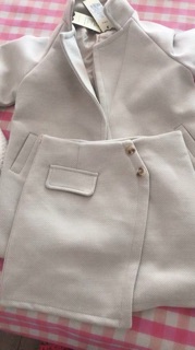 Set áo dạ màu nude