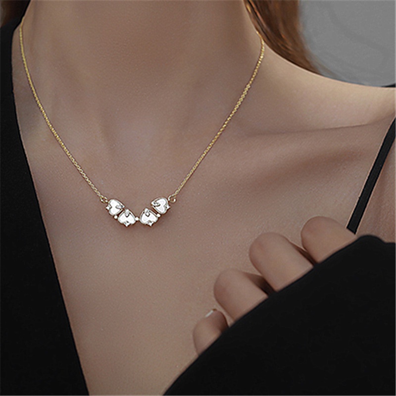 Dây chuyền mặt hình cỏ bốn lá xinh xắn thời trang dành cho nữ