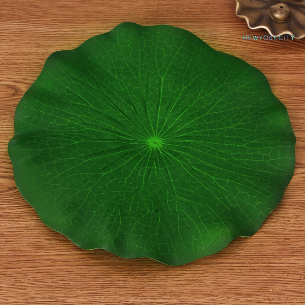 Set 2 Lá Sen Nhân Tạo Dùng Để Trang Trí