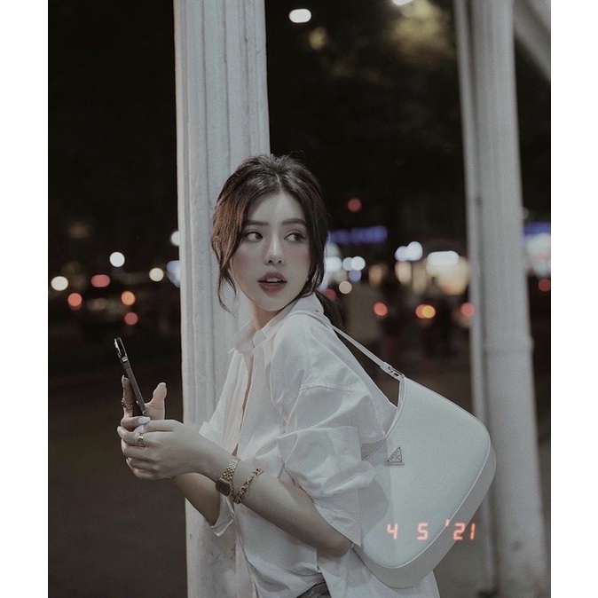 Túi xách nữ kẹp nách Prada cloe