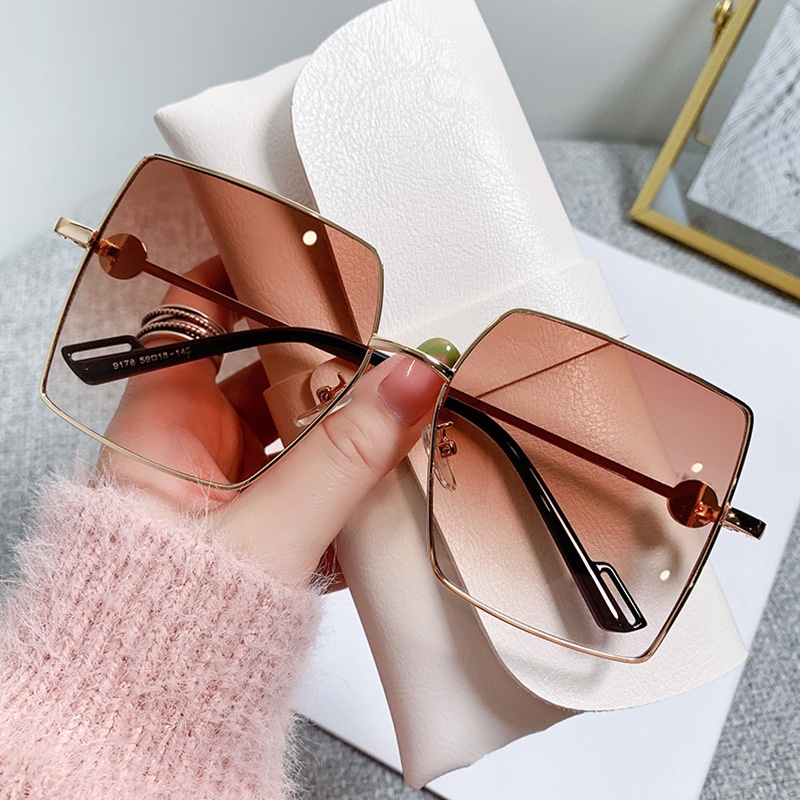 Kính Mát Gọng Vuông Kim Loại Màu Gradient Oversize Chống Tia UV Thời Trang Hàn Quốc Cho Nữ