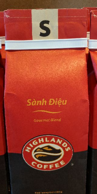 Cà phê pha phin Highlands Coffee 200gram | BigBuy360 - bigbuy360.vn
