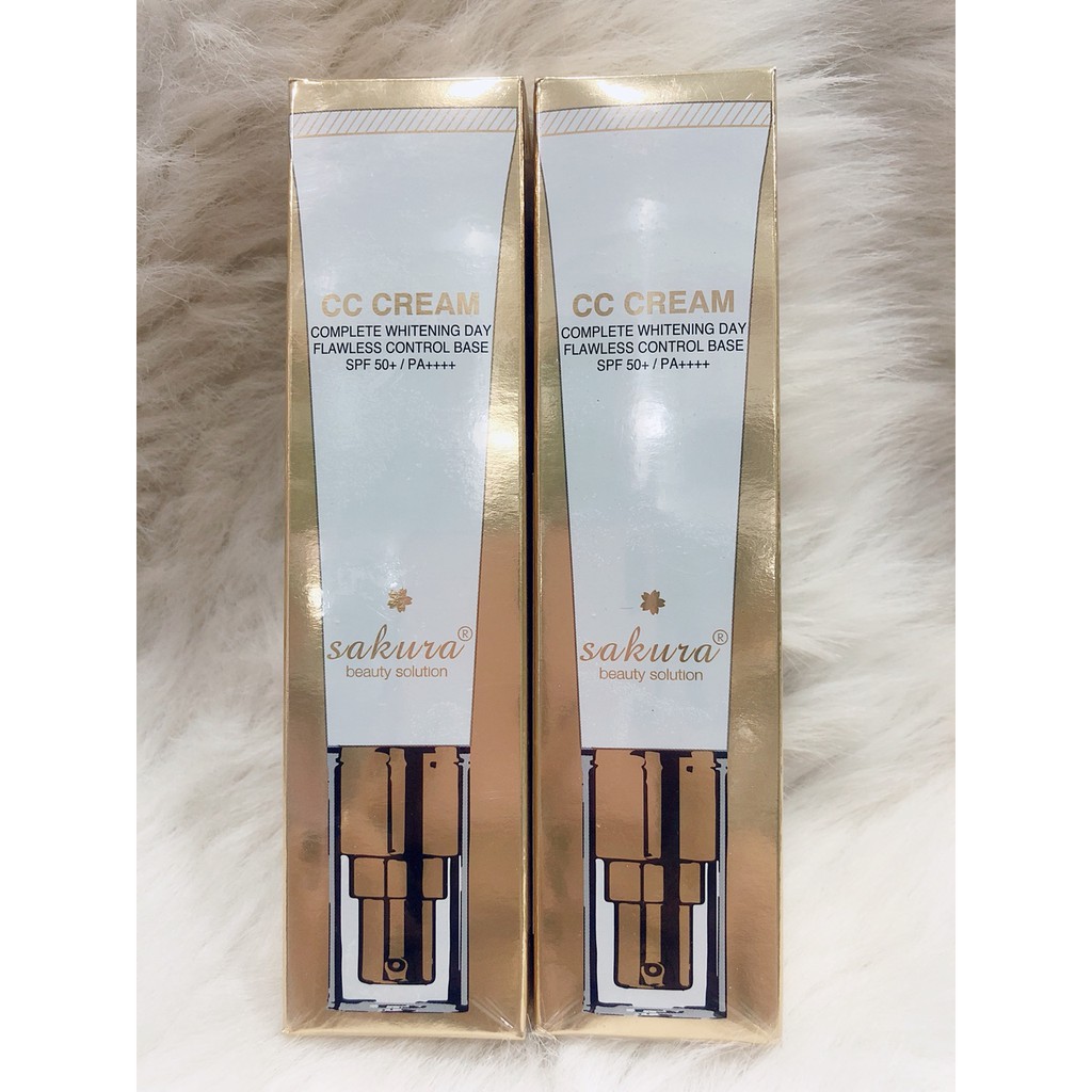 Kem trang điểm chống nắng Sakura CC Cream Flawless Control Base SPF50