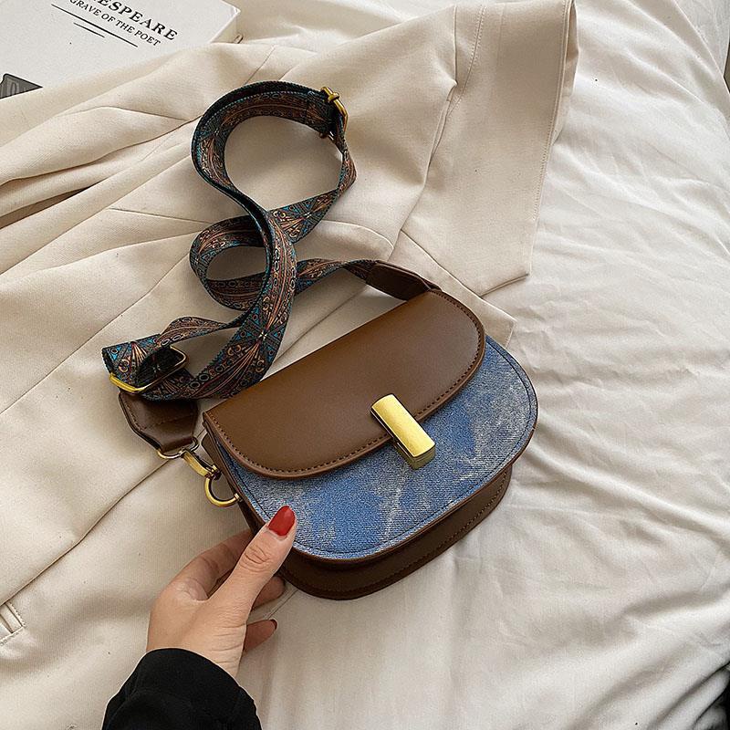 Túi Đeo Chéo Vai Thiết Kế Hình Yên Ngựa Joker Mẫu Mới 2022 Thời Trang Thu Đông Cho Nữ