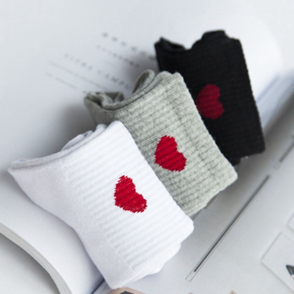 Vớ Nữ Bằng Cotton Mềm Cổ Cao Họa Tiết Trái Tim Chất Lượng Cao