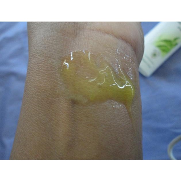 Sữa tắm làm sạch mụn cơ thể Himalaya Protecting Neem & Turmeric Body Wash 200ml