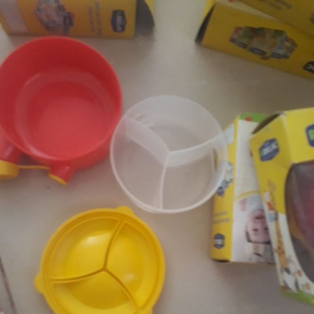 Hộp chia bột cho bé