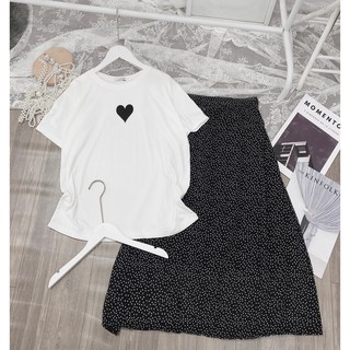 Set áo phông tim và chân váy chấm bi