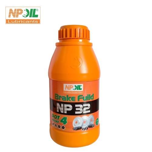 [Mã BMINC50 giảm 10% đơn 150K] Dầu thắng (BRAKE FLUID) NP 32 - DOT 4 - 500ML