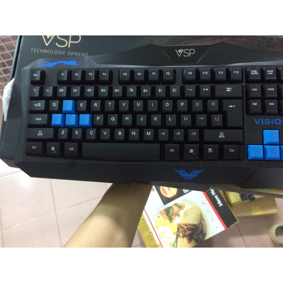 Bàn phím chuyên game vission có nút màu bấm cực nhẹ êm tai