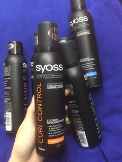 Xịt giữ nếp Syoss 🇩🇪