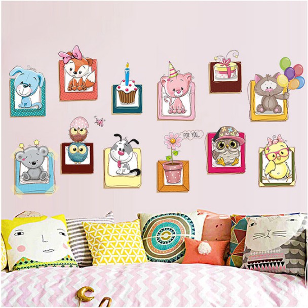Decal trang trí tường Khung ảnh hình Thú vui nhộn cho Bé