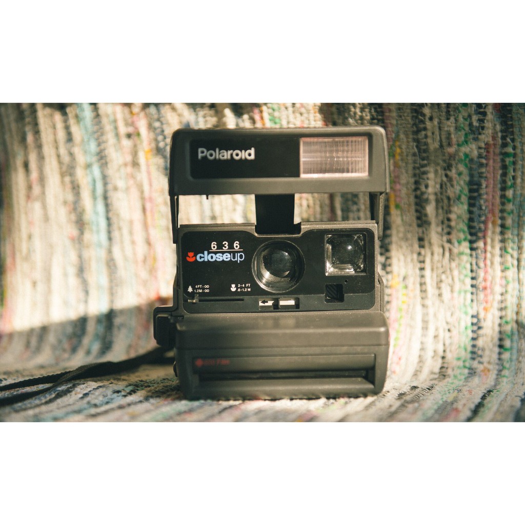 Máy ảnh phim lấy liền Polaroid 636 CloseUp -95%