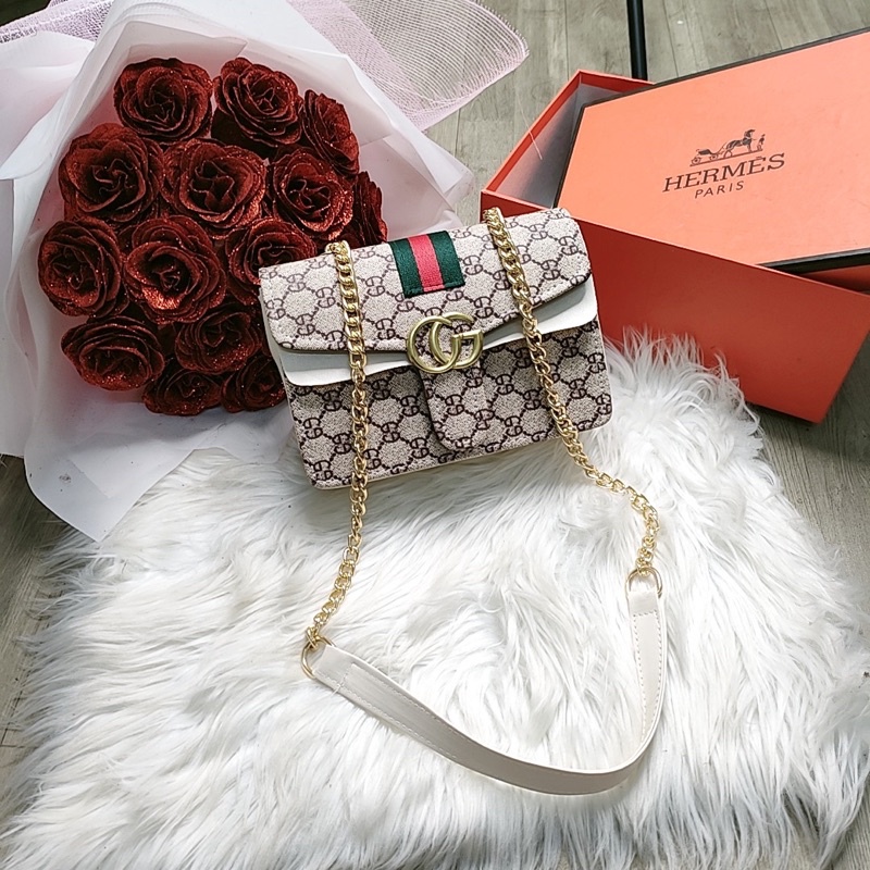 Túi xách thời trang mua live