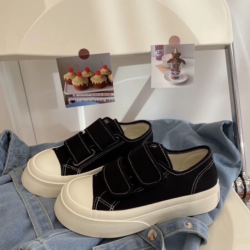 Giày ulzzang trơn bacsic quai dán