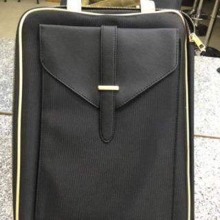 BALO CỐP VIỀN VÀNG TRANG ĐIỂM