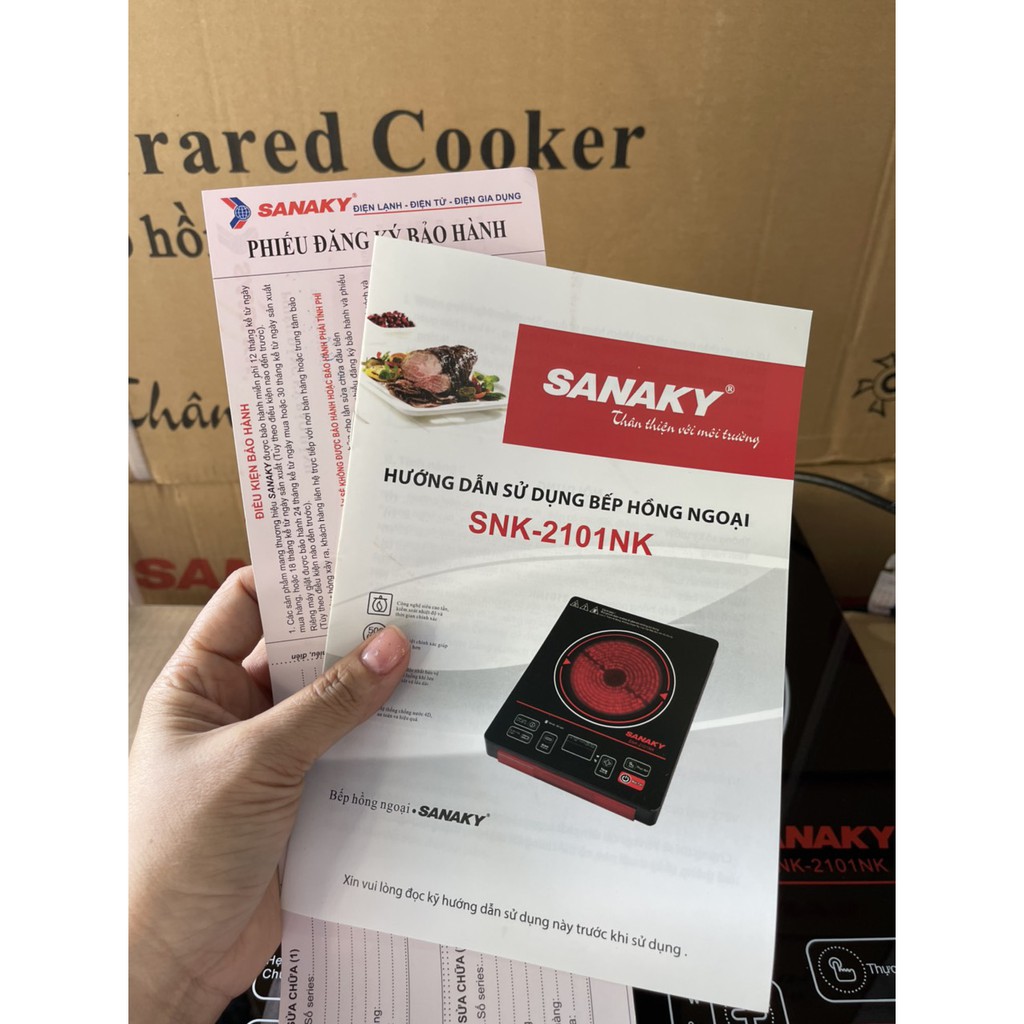 Bếp hồng ngoại SANAKY 2101NK CHÍNH HÃNG có tặng kèm nồi