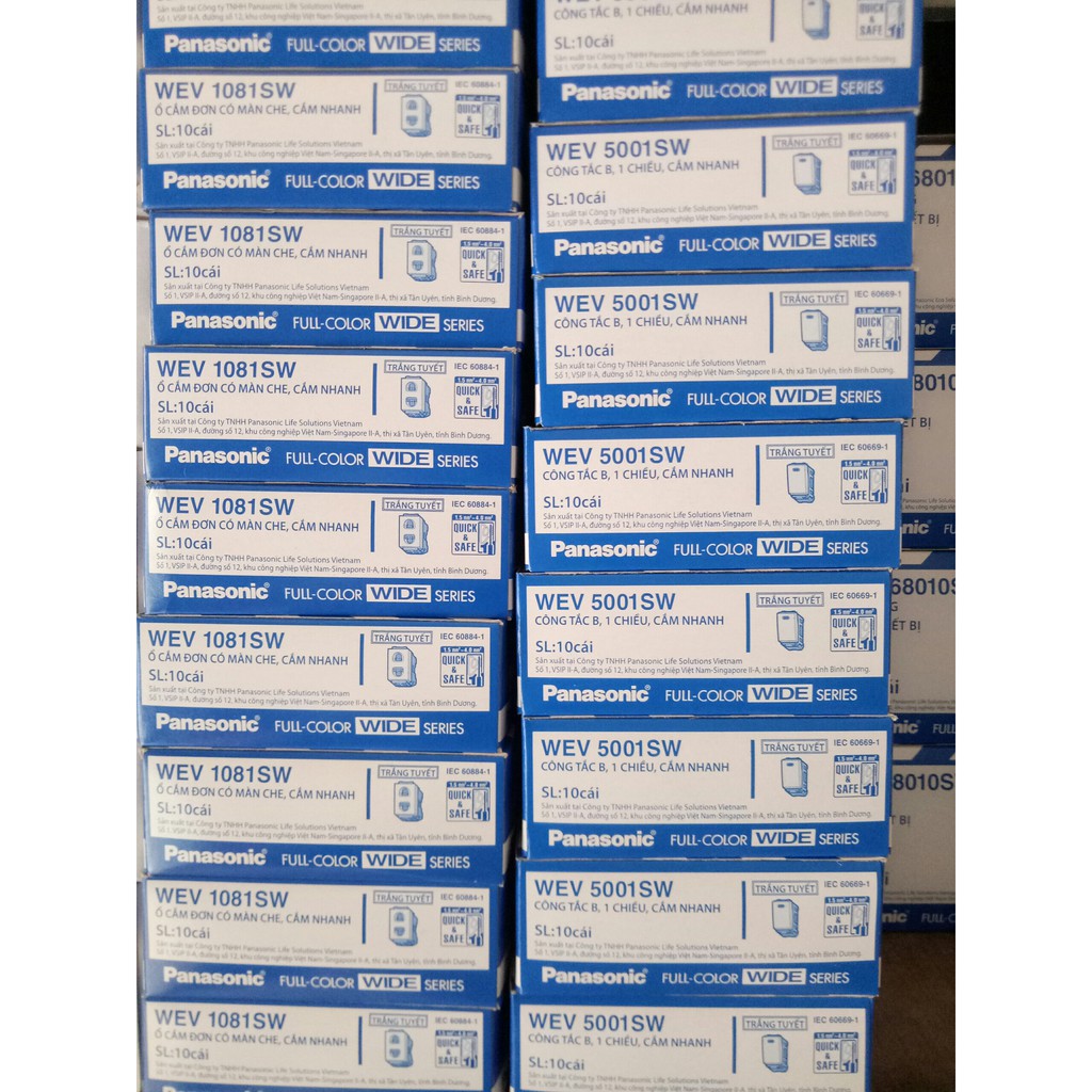 Ổ cắm đơn Panasonic Wide có màn che