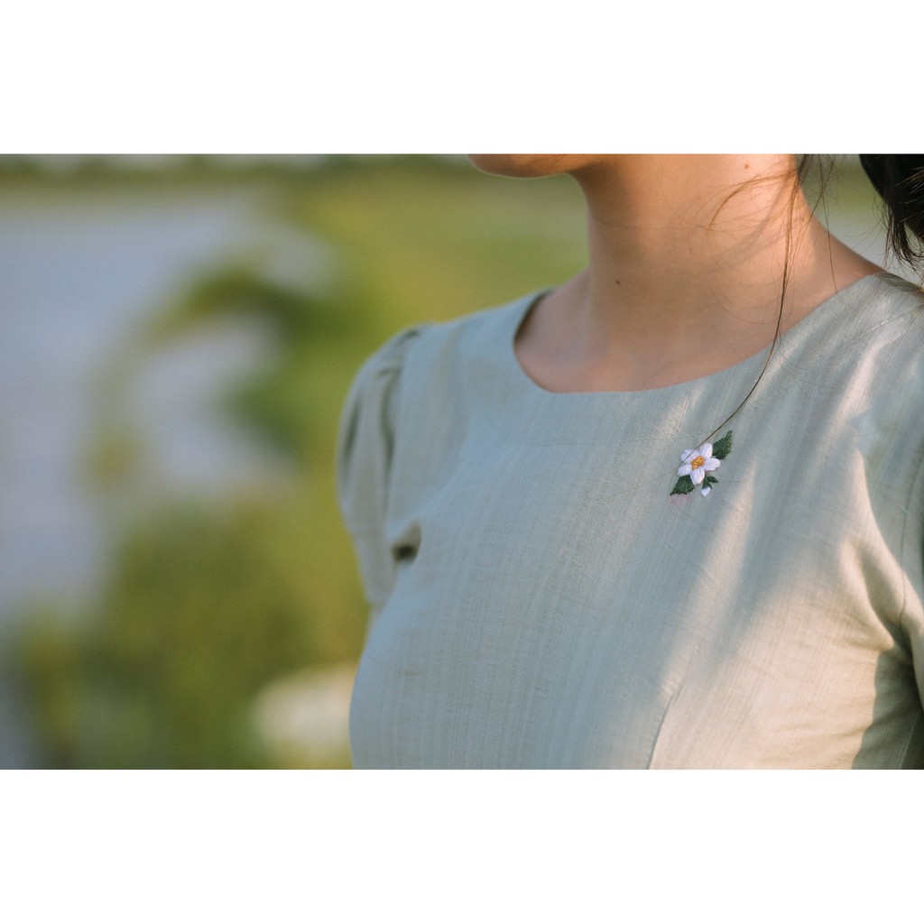 Đầm xòe cổ tròn tơ xước thêu hoa D210536 (xanh mint, hồng) | BigBuy360 - bigbuy360.vn