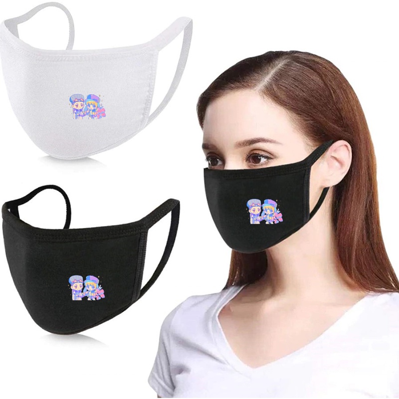 Khẩu trang đen in hình KHỔNG MINH THÍCH ĐI QUẨY anime chibi chống bụi