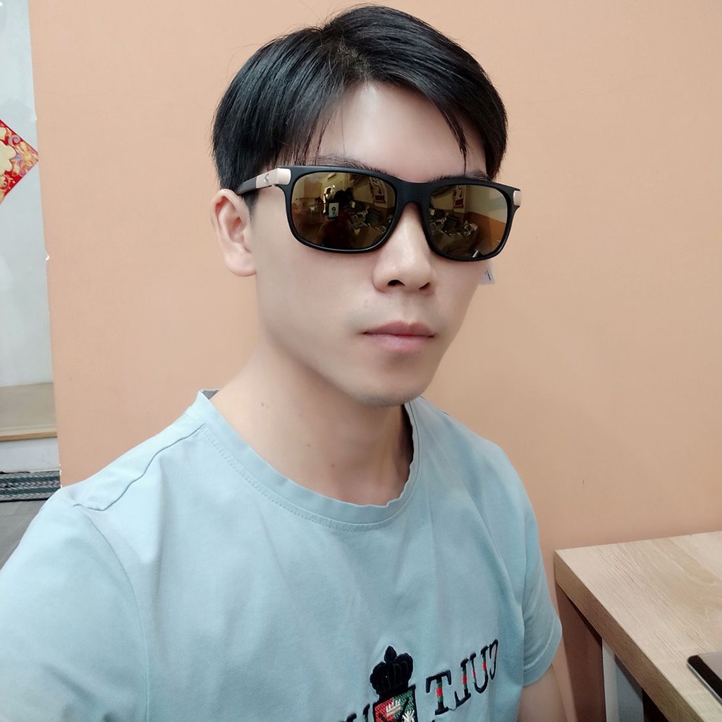 Kính mát nam nữ Harley Davidson HD2050 02G màu sắc thời trang chính hãng, thiết kế dễ đeo bảo vệ mắt