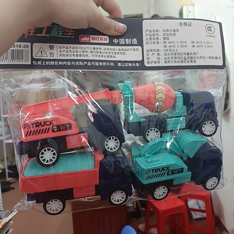 Bộ 4 xe đồ chơi trẻ em xe kỹ thuật công trình của trẻ