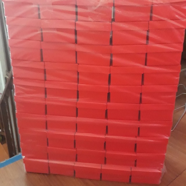Combo 100 hộp đồng hồ