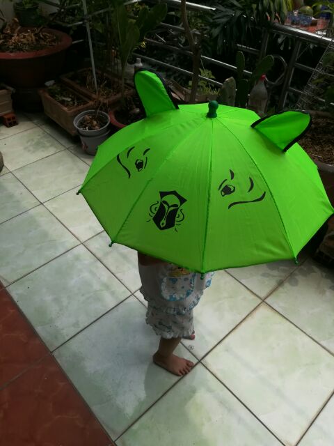 Dù ô tai thỏ cho bé