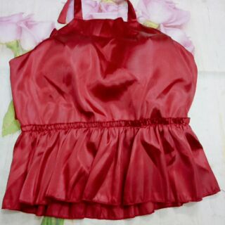 Áo yếm cột dây cổ, hở lưng
