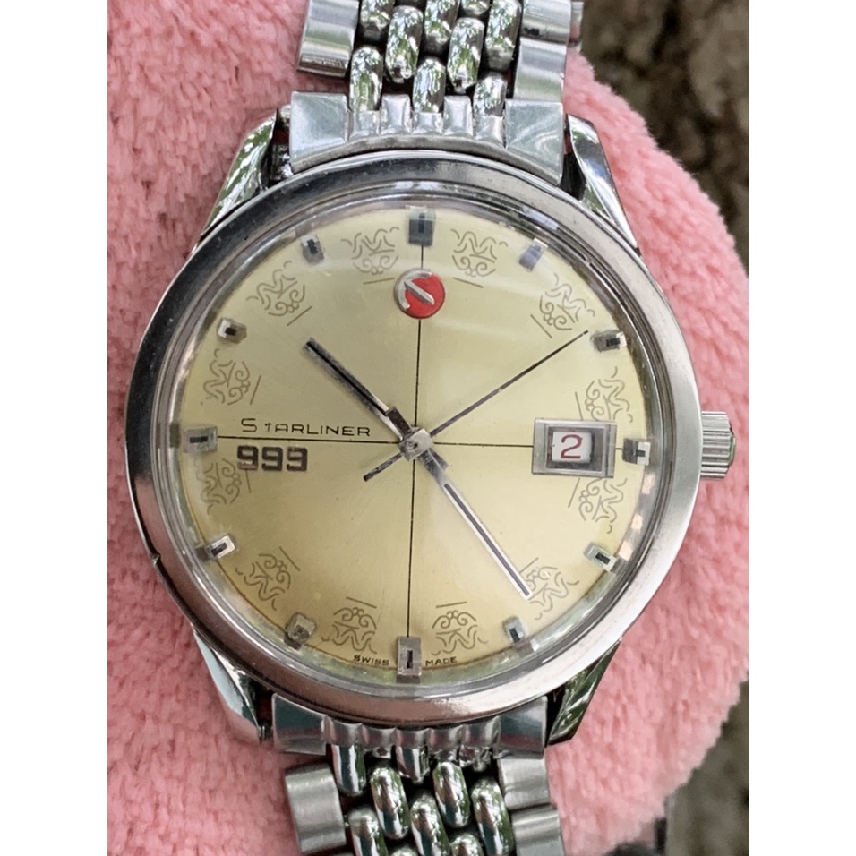 Đồng hồ nam RADO của Thụy Sỹ - máy vàng AUTOMATIC