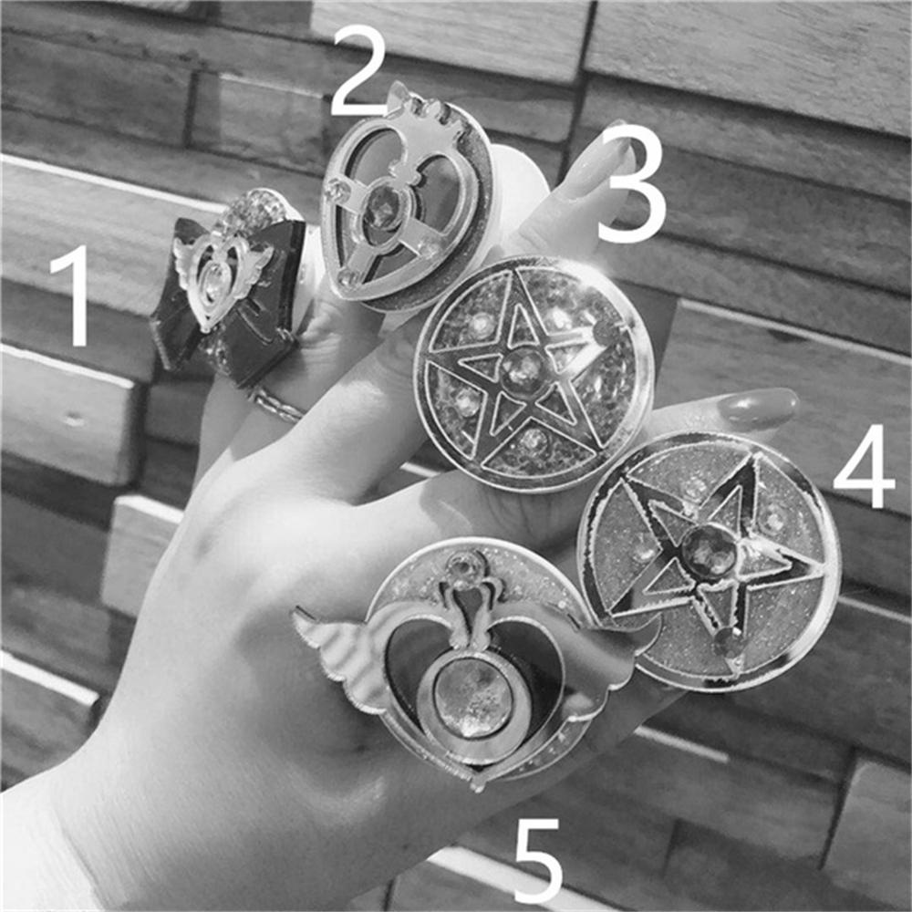 Giá Đỡ Điện Thoại Hình Thủy Thủ Mặt Trăng Đáng Yêu