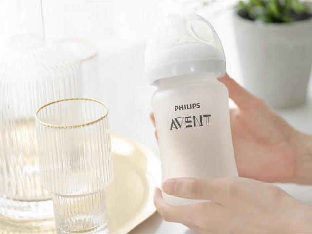 Bình Avent Thủy Tinh Tráng Silicon 125ml/240ml ( Hàng sẵn , được chọn size núm)