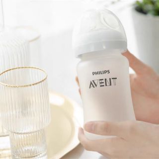 BÌNH SỮA AVENT 125ML CLASSIC BPA FREE SCF560/17