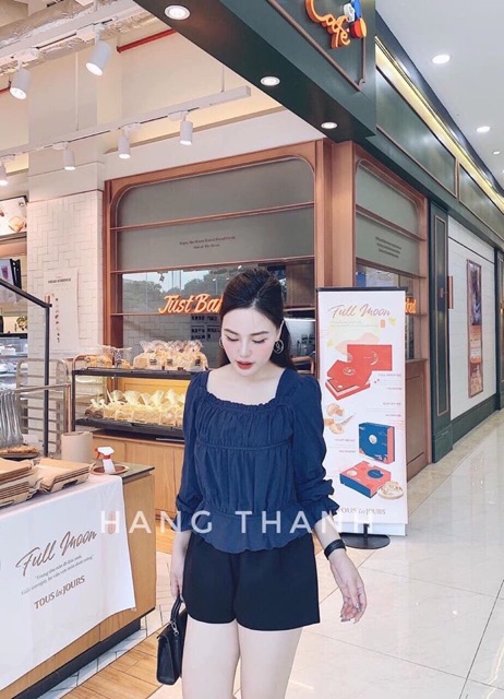 Áo đũi cổ vuông tay dài bèo