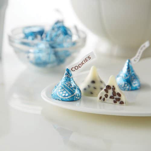 TÚI 283g SOCOLA KEM &amp; BÁNH COOKIES GIÒN Hershey's Kisses Cookies and Creme Share Pack, Share Bag (10oz)