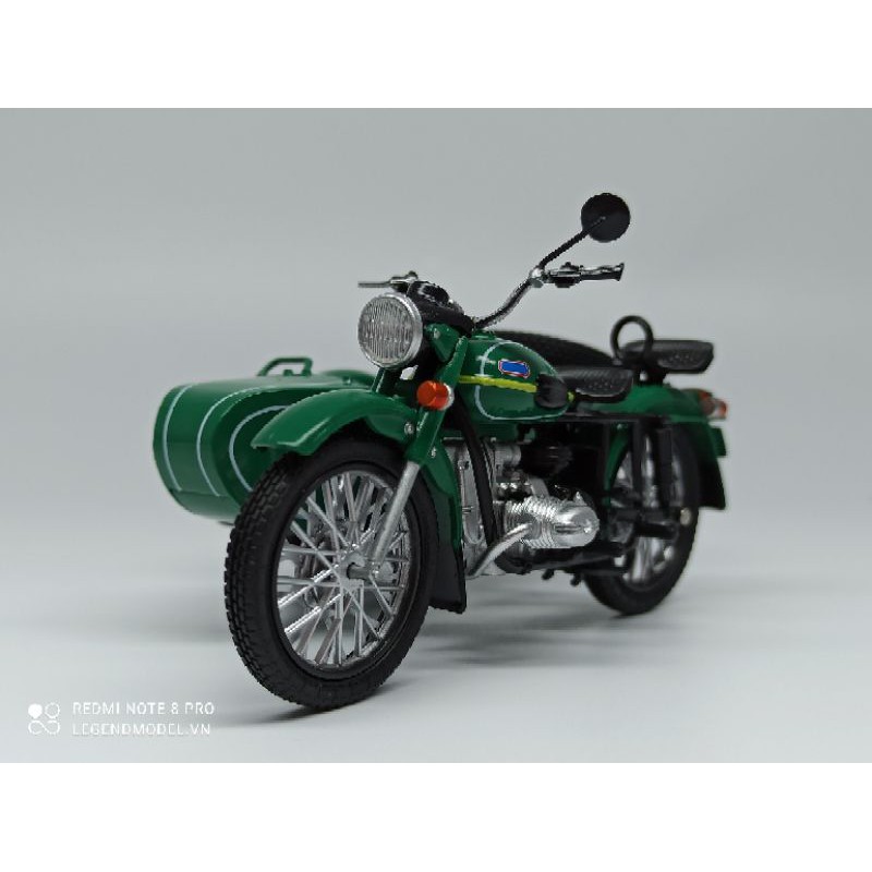 Mô hình xe Sidecar  Ural M67